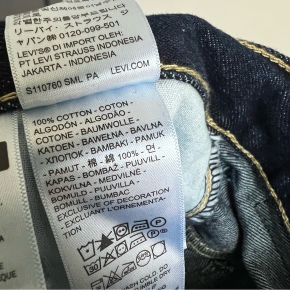 NEW Levi's Super Baggy Barrel Leg Blue Jeans in Dark Wash Women's 33 - Picture 12 of 13